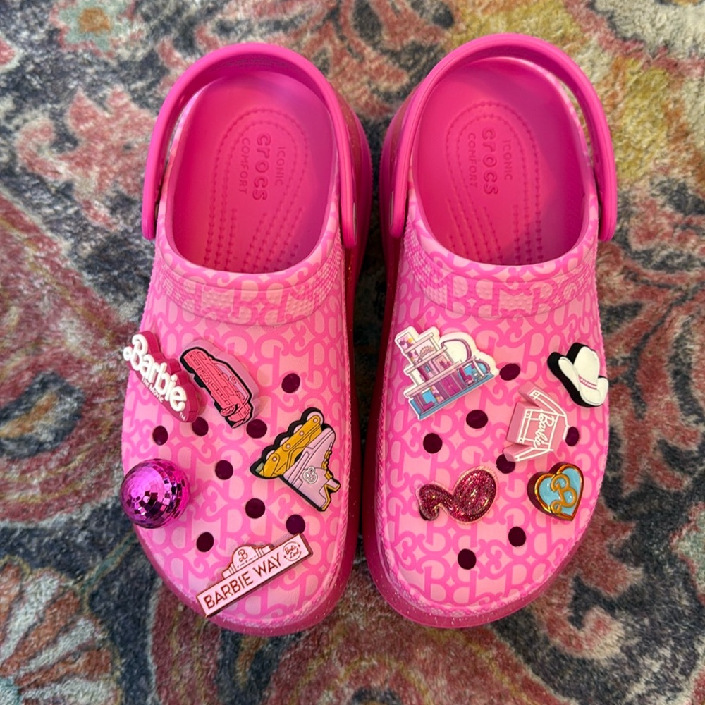 CROCS Pink Women's Shoes with Fun Charms